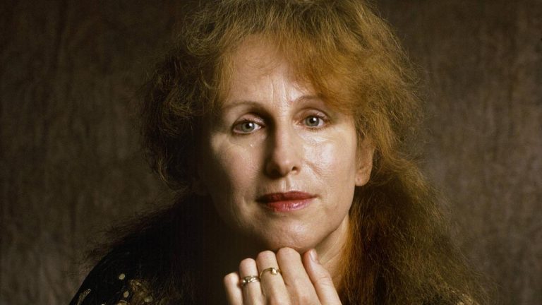 Wie is Margriet de Moor?