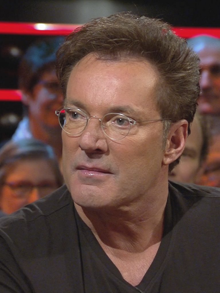Wie is Gerard Joling?